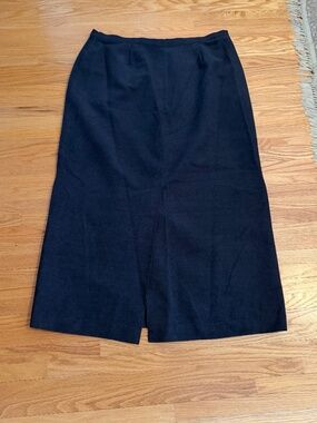 Long line charcoal grey skirt - size 16